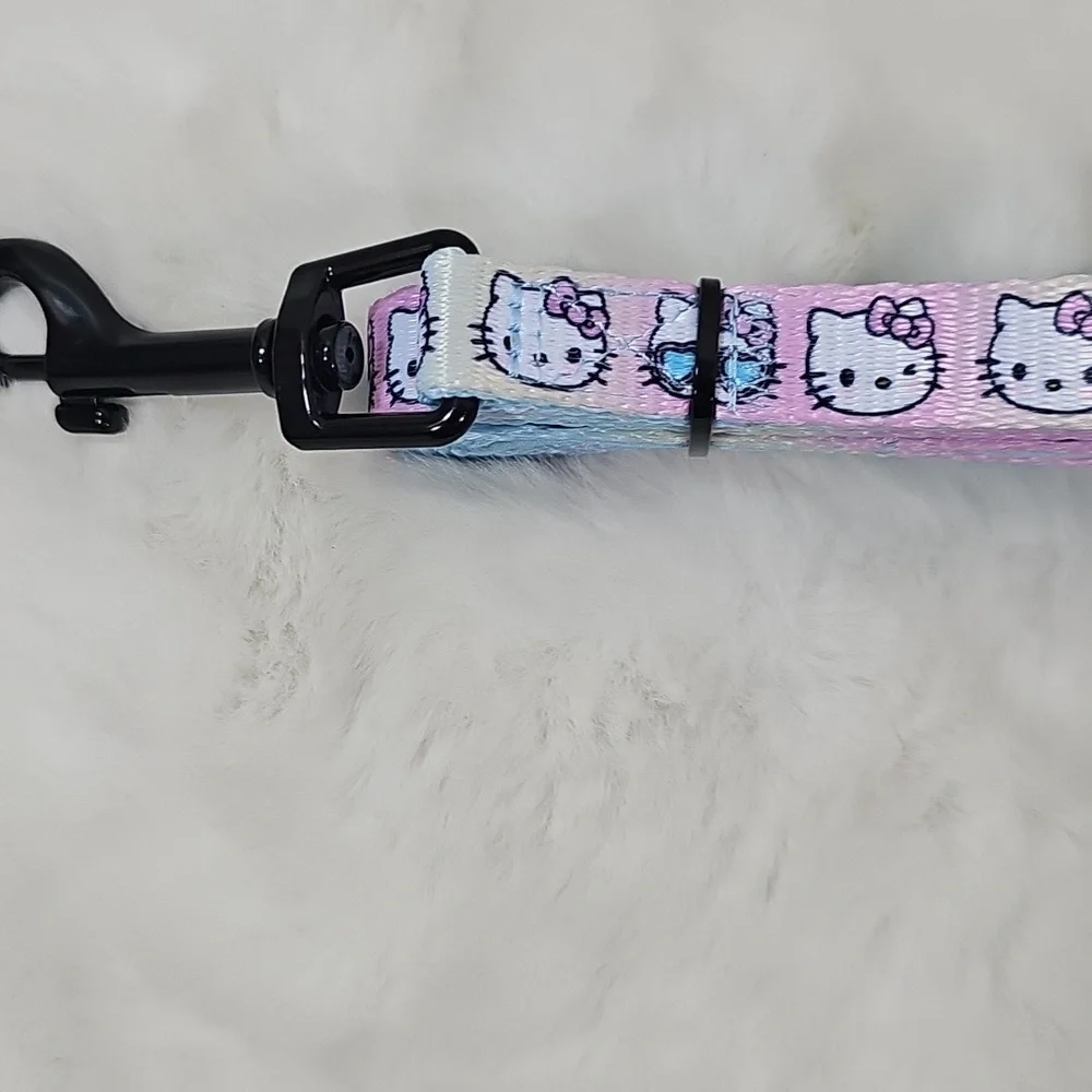 Hello Kitty Sassy Meow Fabric Leash 72